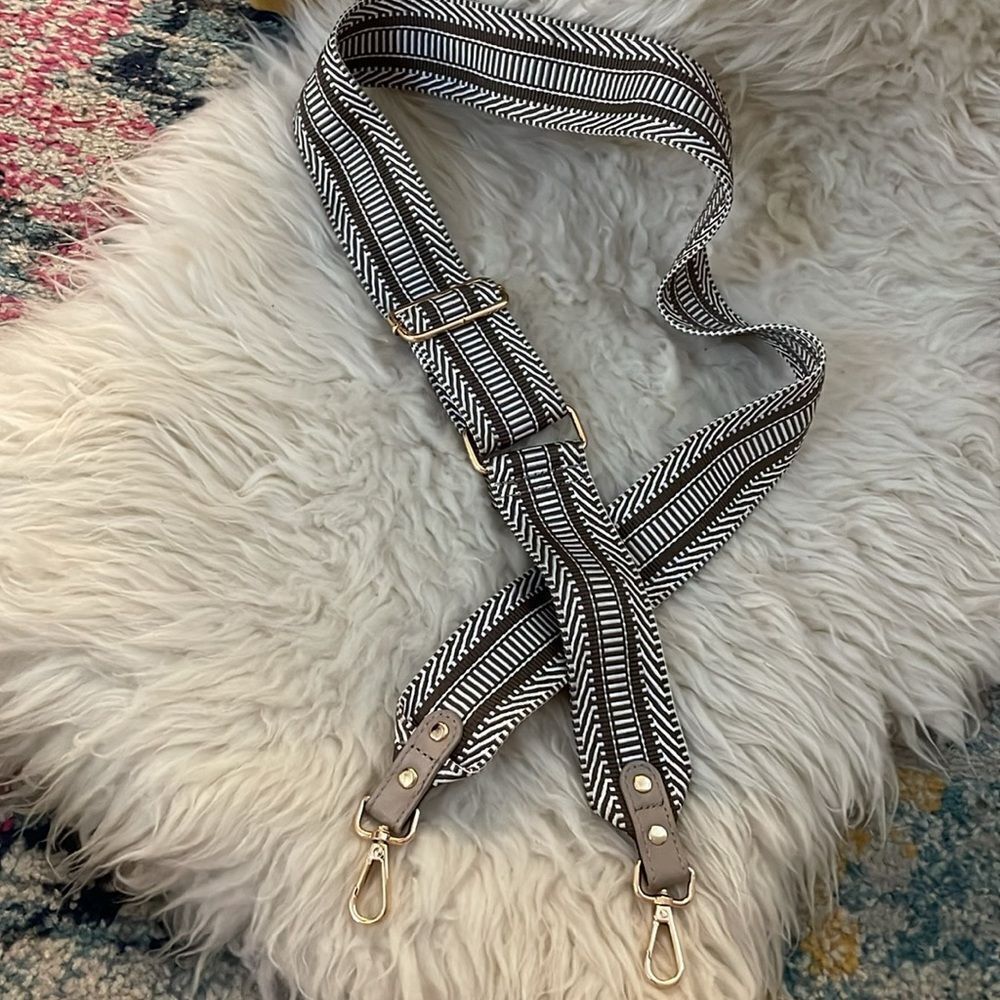 Guitar/Purse Strap Adjustable Gold Hardware